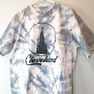 NWT Cleveland T-Shirt Size L